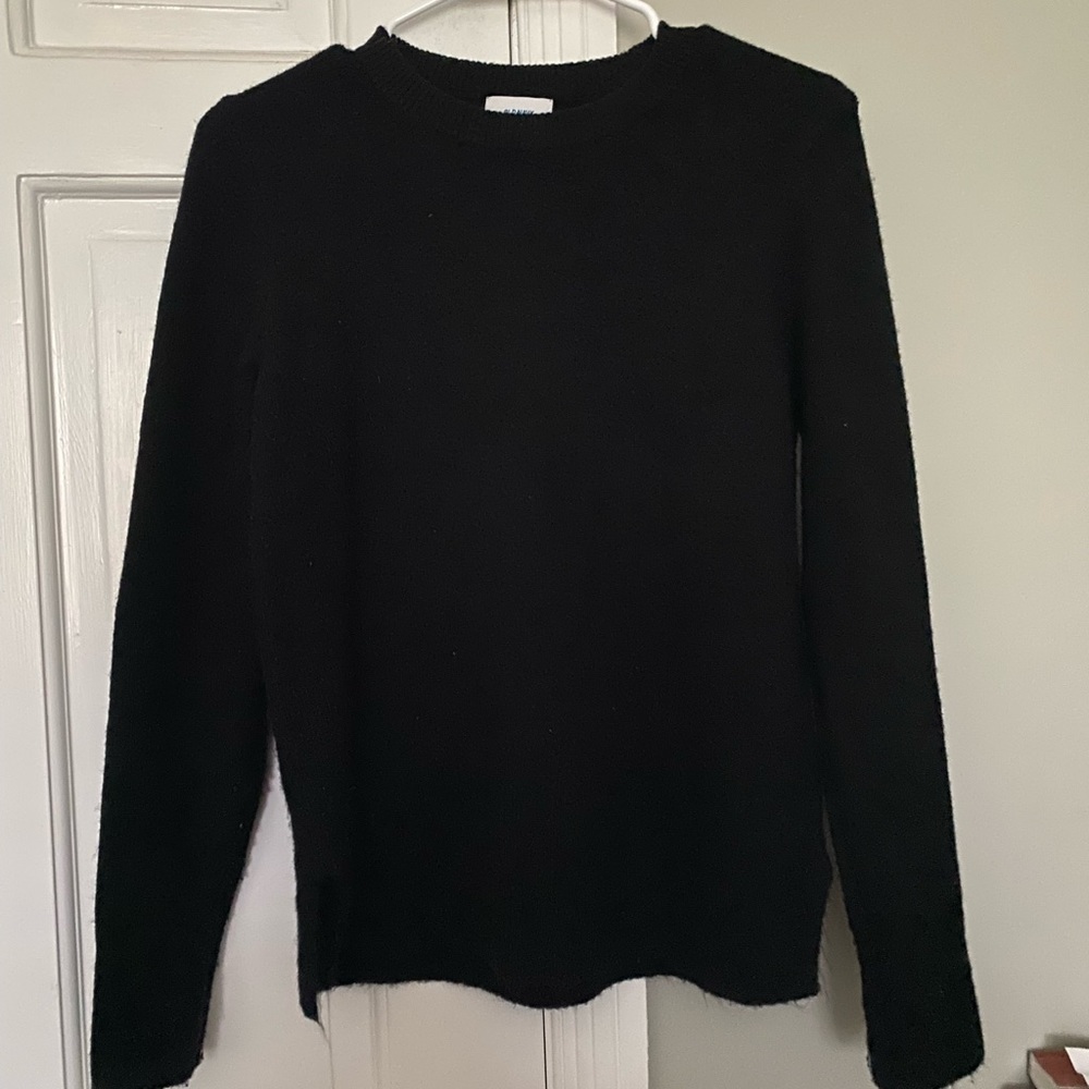 Old Navy Black sweater